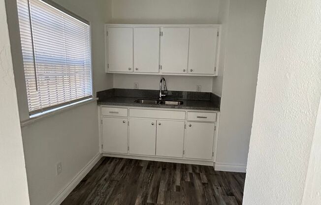 Studio, 1 bath, $1,550, Unit 110