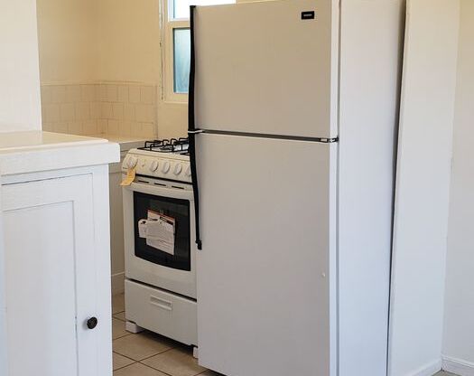 Studio, 1 bath, $1,690, Unit 02