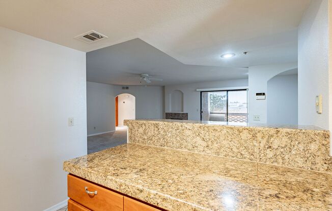 1 bed, 1 bath, $1,600, Unit #337
