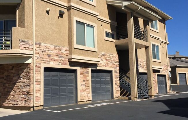 2 Bedroom 2 Bath Condo with 3 Car Garage