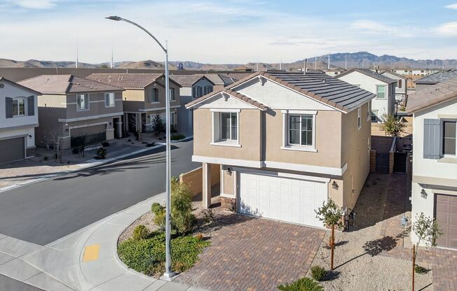 BEAUTIFUL TWO STORY HOME IN SOUTH LAS VEGAS
