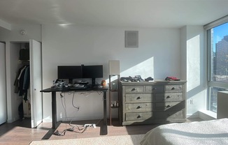 Studio, 1 bath, $2,995, Unit 2-H