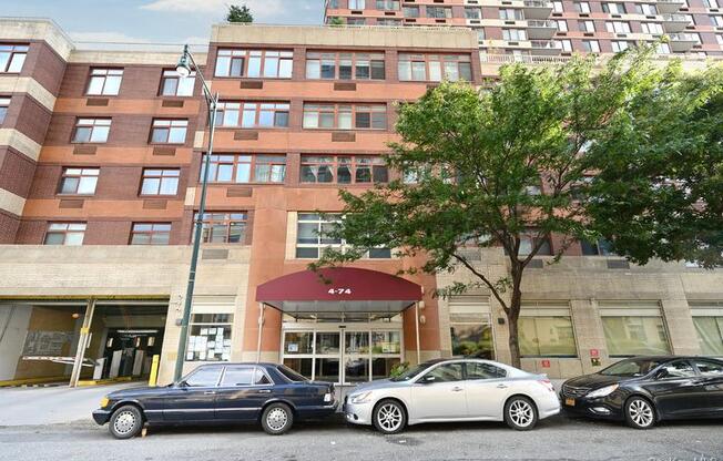 1 bed, 1 bath, 700 sqft, $3,950, Unit 25M