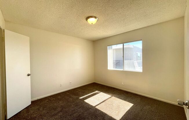 2 beds, 1.5 baths, 850 sqft, $2,100, Unit Unit B