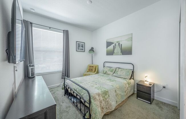 Beautiful 5 Bed/ 3 Bath Home for Rent at Storey Park in Lake Nona!
