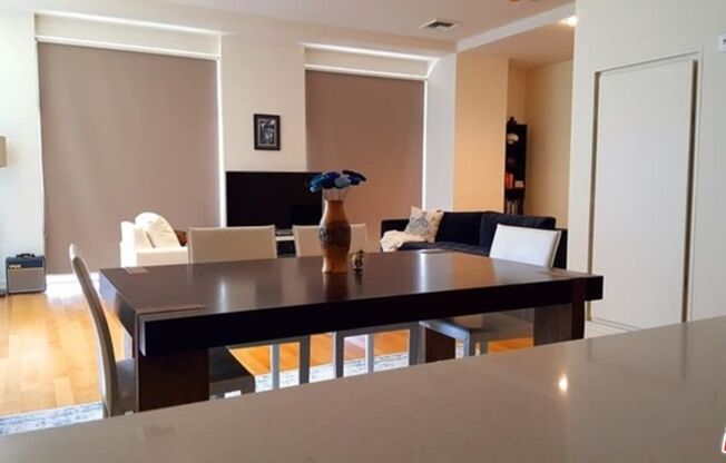 2 beds, 2 baths, 1,200 sqft, $3,650, Unit 1906