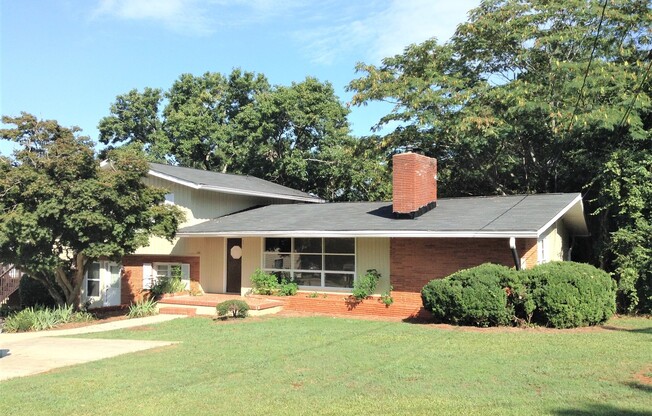 5br House off S. Milledge (Fall 2025 Pre-Lease)