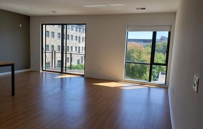1 bed, 1 bath, 803 sqft, $1,805, Unit 501