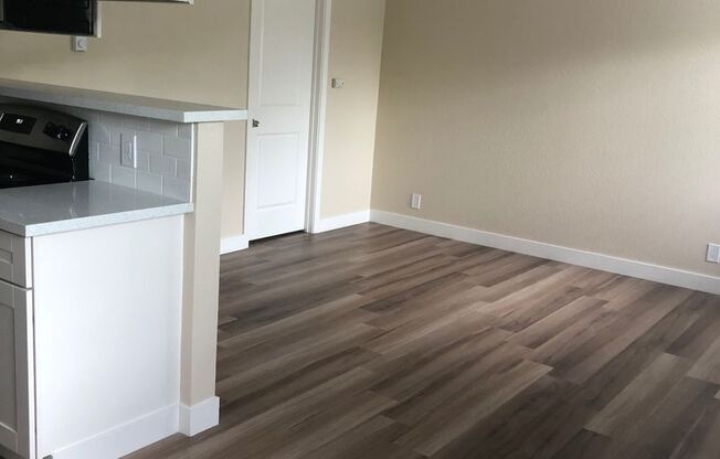 1 bed, 1 bath, 600 sqft, $1,995, Unit 14