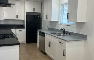 2 beds, 1 bath, $2,950