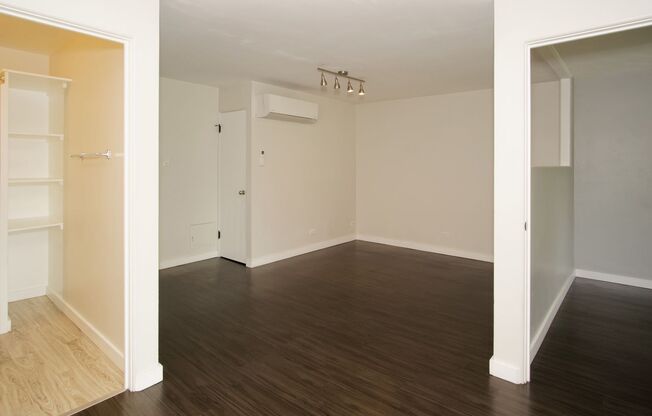 1 bed, 1 bath, $1,350, Unit #29