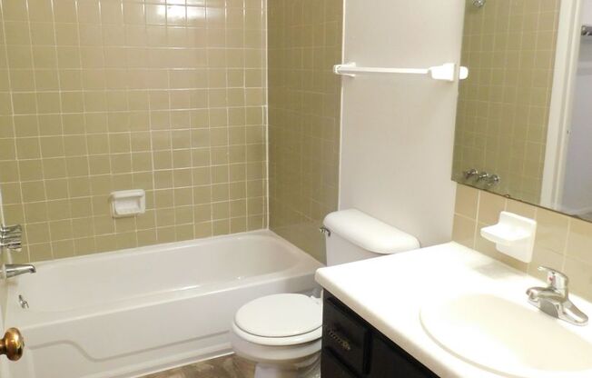 1 bed, 1 bath, 637 sqft, $850, Unit 02 - 202