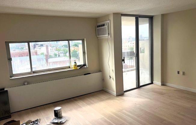 2 beds, 2 baths, 1,100 sqft, $3,880, Unit 606