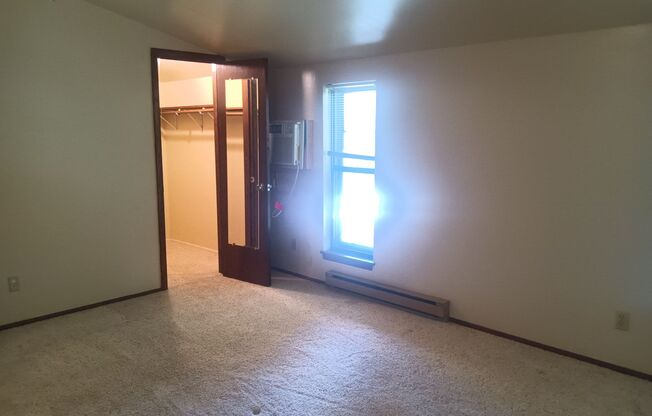 2 Bedroom 1.5 bathroom condo