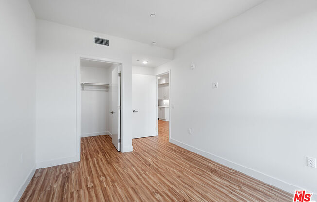 1 bed, 1 bath, 800 sqft, $3,695, Unit 301