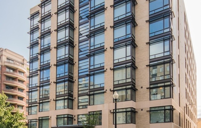 2 beds, 1 bath, $4,350, Unit 509
