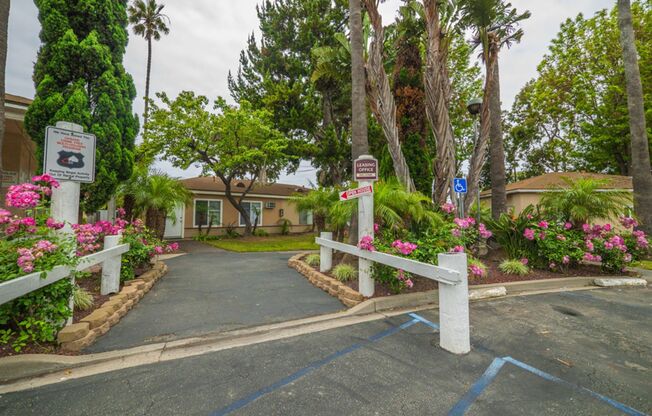 1 bed, 1 bath, 675 sqft, $1,895, Unit 009#B44