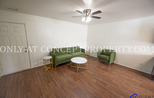 2 beds, 1 bath, 810 sqft, $1,265, Unit 04