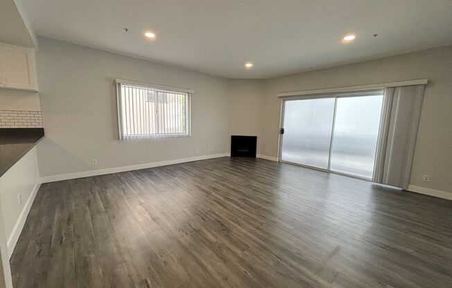 2 beds, 2 baths, 1,150 sqft, $2,195, Unit 201