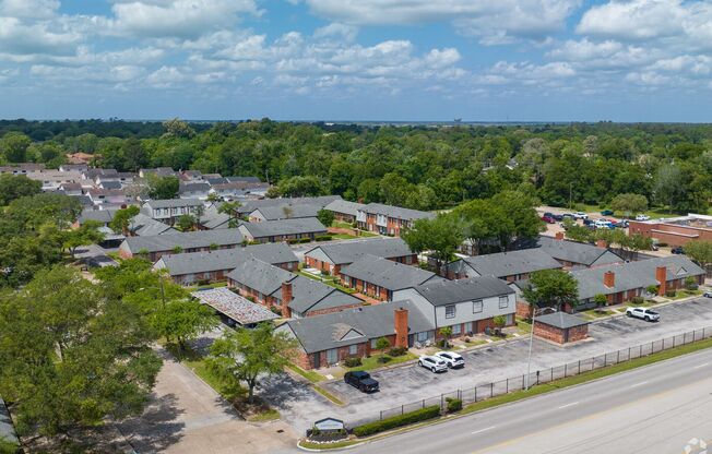 2 beds, 1.5 baths, 1,150 sqft, $1,175, Unit 233