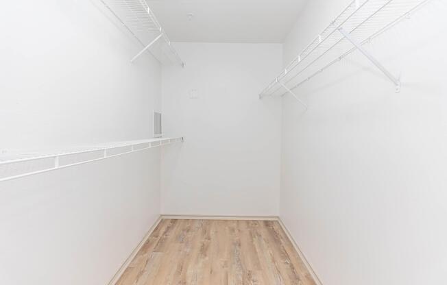 2 beds, 2 baths, 837 sqft, $1,191