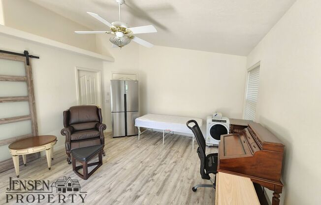 1 bed, 1 bath, $1,099