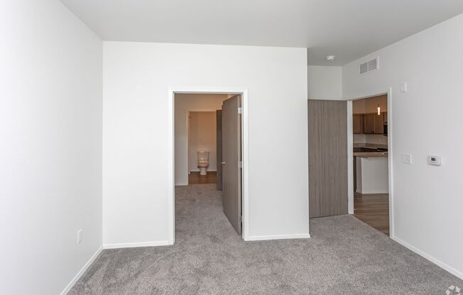 1 bed, 1 bath, 707 sqft, $1,515, Unit 214