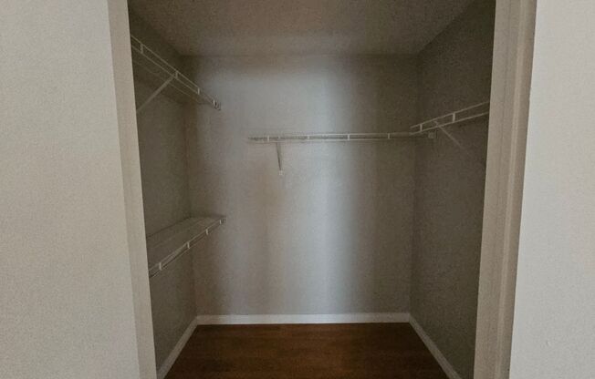 1 bed, 1 bath, $1,100, Unit # 1144