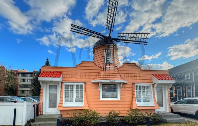 **COMING SOON** Spacious Windmill Studio Unit
