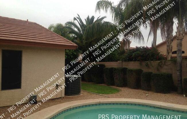 1153 E CONSTITUTION DR