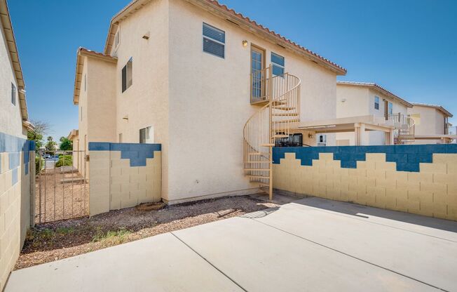 Beautiful 3 Bedroom, 2 Bathroom Townhouse w/ attached 1 Car Garage & Community Pool.