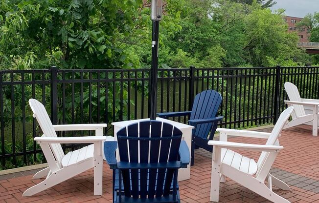 2 beds, 2 baths, 1,047 sqft, $2,695, Unit 207