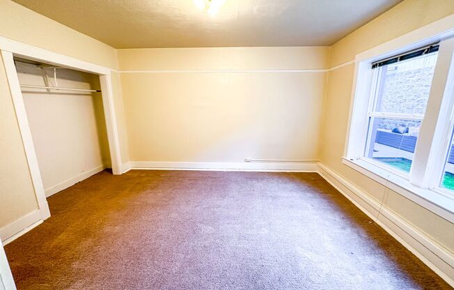 Studio, 1 bath, 450 sqft, $1,295, Unit 003