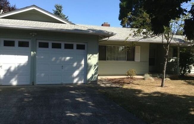 Winter Special-$300-1st Months Rent-Beautiful Three Bedroom Home