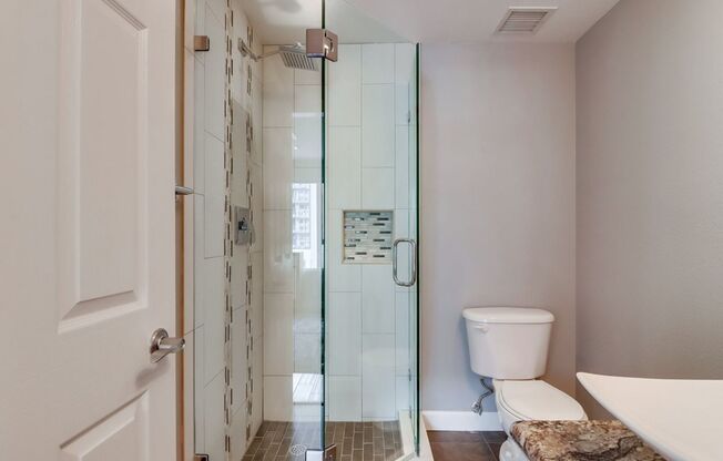 2 beds, 2.5 baths, $3,750, Unit 1112