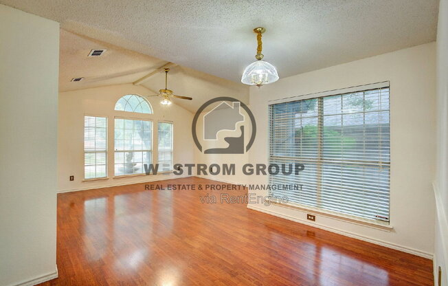 3 beds, 2.5 baths, 1,919 sqft, $2,495