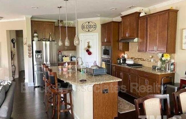 134 ALAMOSA PL