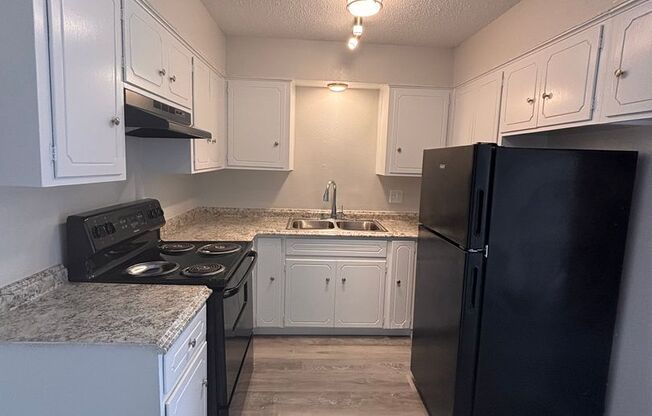 1 bed, 1 bath, 750 sqft, $880, Unit 5921-003