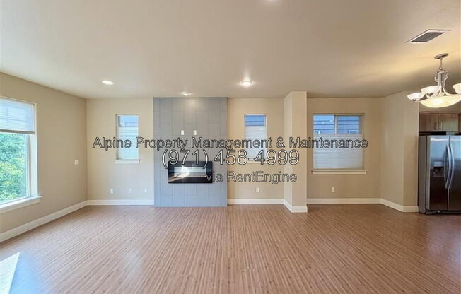 4 beds, 3.5 baths, 1,950 sqft, $2,600