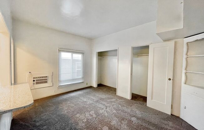 1204 P &amp; 1601 12th St - The State House Apartments