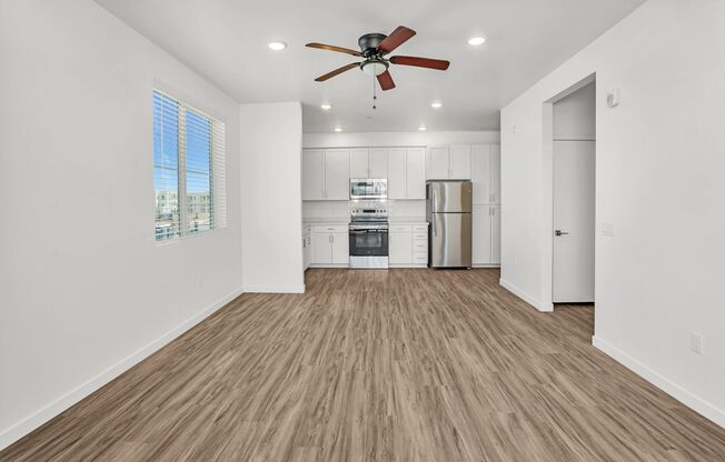 1 bed, 1 bath, 692 sqft, $1,545, Unit 102