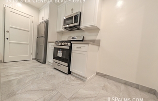 6919 S LN CIENEGA BLVD