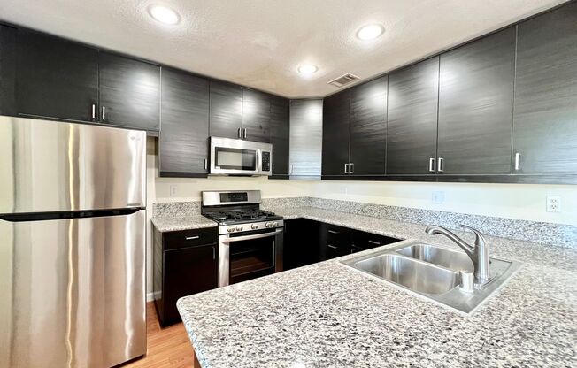 Updated 2B/1.5BA w/ Private Balcony & Washer/Dryer!