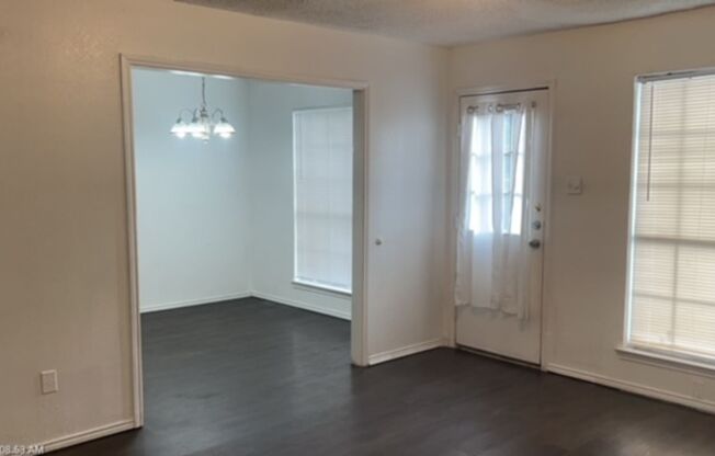 3 beds, 2 baths, $1,475