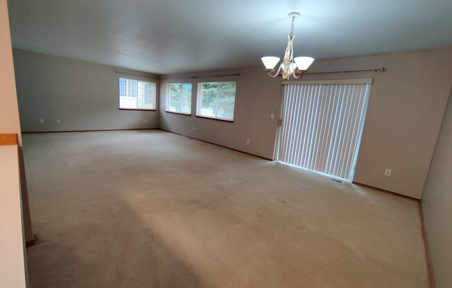 2 beds, 2 baths, 1,250 sqft, $1,995, Unit 2262