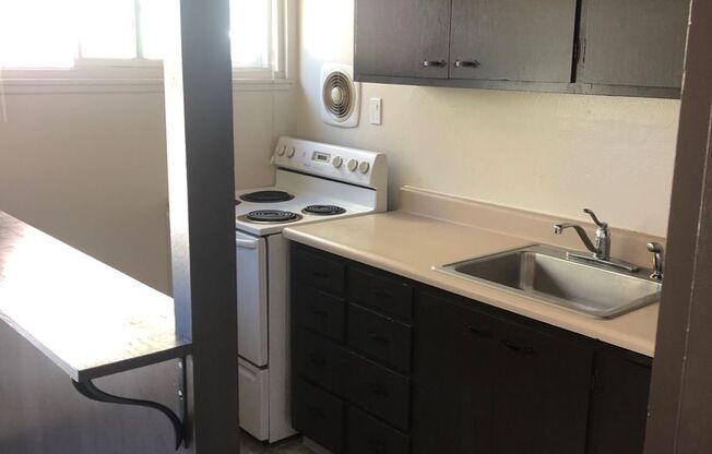 1 bed, 1 bath, 454 sqft, $2,495, Unit 14