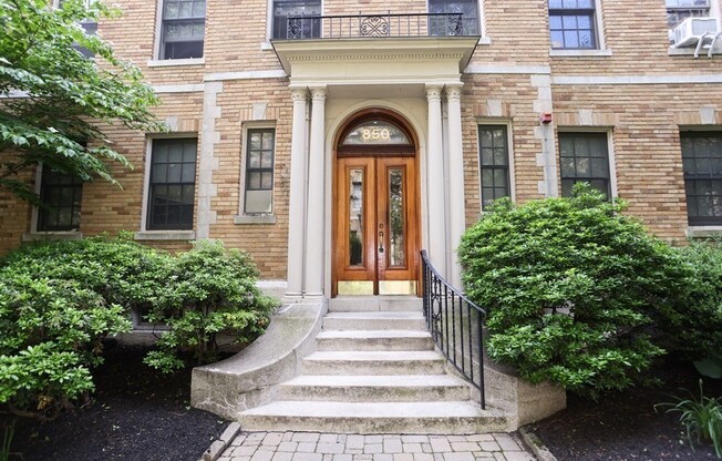 850 MASSACHUSETTS AVE