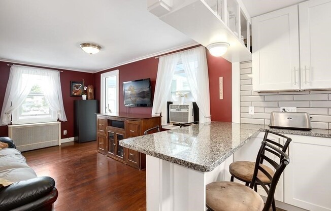 19 FAIRVIEW AVE