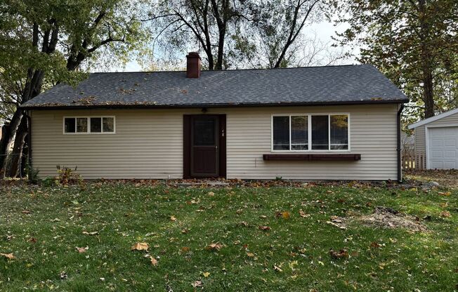 1248 Melbourne Ct - Nice Three Bedroom Home! AVAILABLE NOW!!