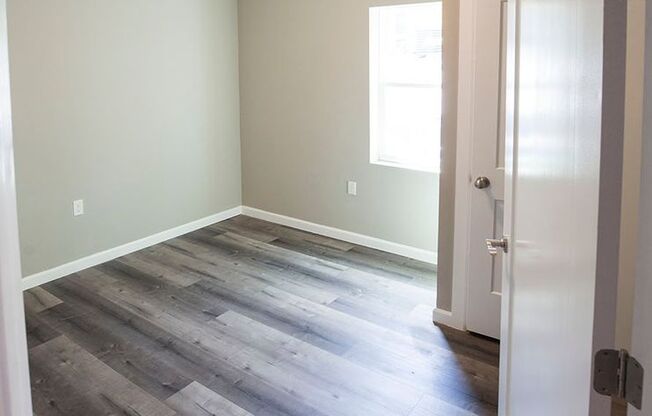 3 beds, 2 baths, $1,650, Unit 3/2